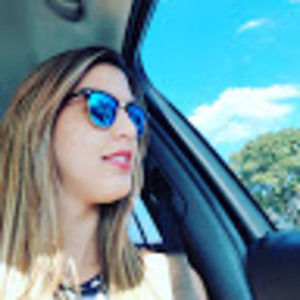 Meet your Posher, Damiana